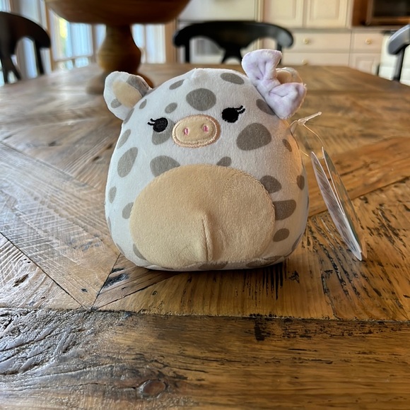 Rosie pig (Easter addition) - Picture 1 of 2